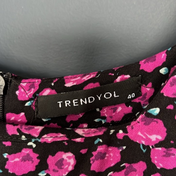 Floral Print Square Neck Dress - Picture 6 of 6